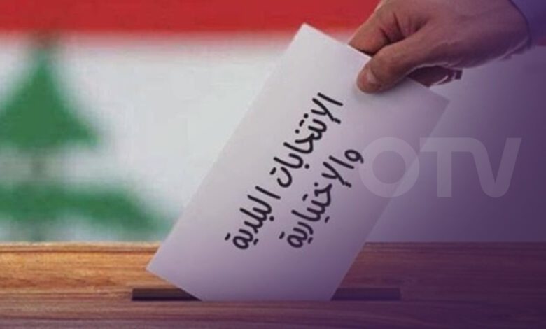 إنهاء تسليم صناديق الاقتراع في قضاء المنية – الضنية بإشراف القائمقام