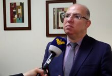 وزير العمل للمنار: لا ربط بين رفع الحد الأدنى للأجور وإقرار الغلاء المعيشي