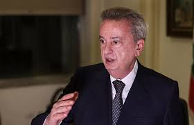 فضيحة قضائية تهز لبنان: اختفاء مستند رسمي وتنحي قضاة في ملف رياض سلامة