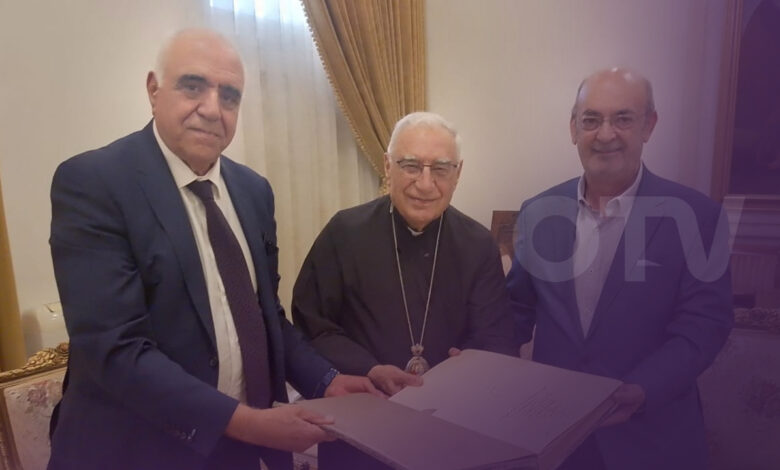 البطريرك العبسي يستقبل تقي الدين موفداً من جنبلاط