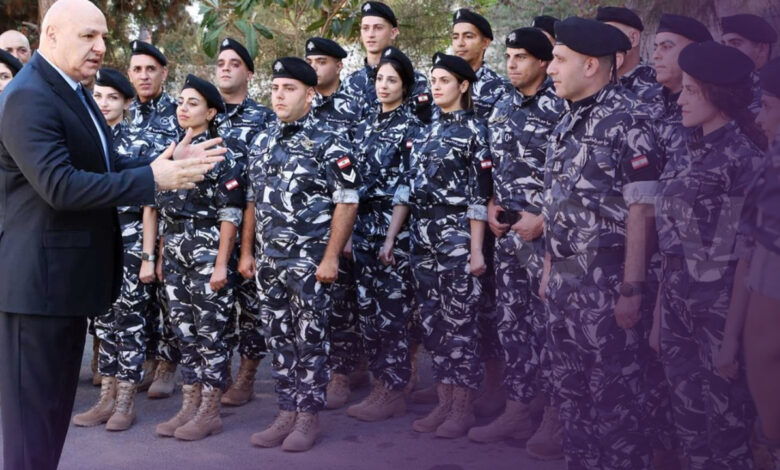 بالصور – الرئيس عون يتفقد سرية حرس رئاسة الجمهورية ويشيد بجهوزيتها