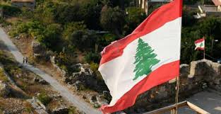 سلاحٌ يحرس الوطن… ومؤامراتٌ تفتك بالسيادة: حين يتآمر الخارج ويتهالك الداخل