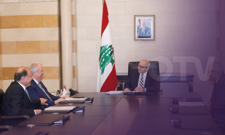 سلام يرأس اجتماعاً مالياً لبحث مشروع معالجة الفجوة المالية وحماية حقوق المودعين