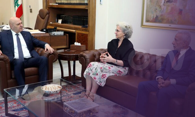 عون يبحث مع البستاني ملفات الاقتصاد والودائع ومع كرامي التحضيرات للعام الدراسي