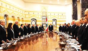 قرار حكومي مبهم ورمي المسؤولية على الجيش خطأ فادح