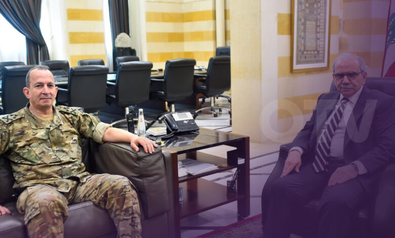 سلام يعرض الاوضاع مع قائد الجيش ويلتقي سفير ماليزيا مودعا