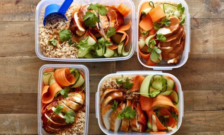 أطعمة تتناولها يومياً تغذي السرطان