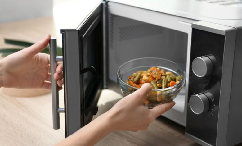 أطعمة قد تُسمّم اذا أُعيد تسخينها