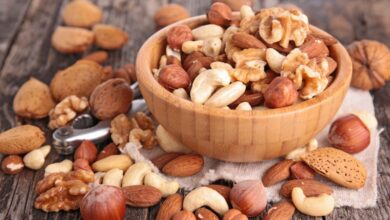 أيهما الافضل للصحة: المكسرات النيئة أم المحمصة؟