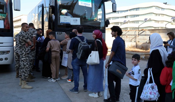 الامن العام: انطلاق المرحلة الثامنة من العودة المنظمة للنازحين السوريين عبر معبر العريضة