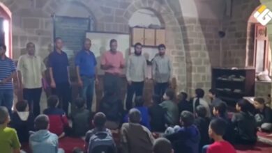 بعد انهيار المنظومة التعليمية: مبادرات محلية في غزة لتحويل الكتاتيب إلى مدارس بديلة