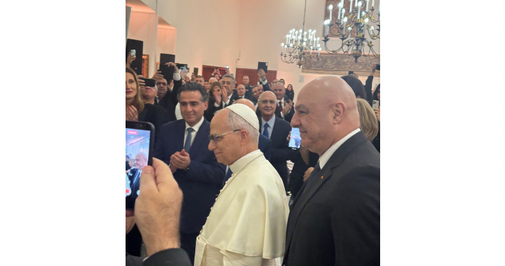 “أزمة نتنياهو تتفاقم: طلب عفوٍ يفتح الباب لمطالباتٍ بالاستقالة والاعتراف بالذنب”