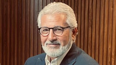 رئيس ندوة العمل الوطني رفعت البدوي يعلن استقالته من رئاسة الندوة