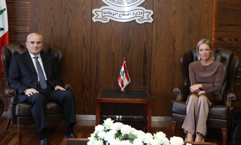 وزير الدفاع التقى بلاسخارت: استمرار التعاون بين الجيش اللبناني واليونيفيل