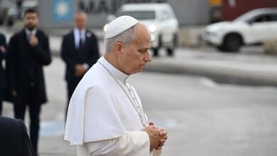 البابا لاوون الرابع عشر يختتم زيارته للبنان برسالة سلام ودعوة لوقف الأعمال العدائية..والرئيس عون: شعبنا مؤمن قرر الصمود بالمحبة والسلام والحق