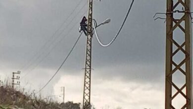 بلدية مركبا تُباشر بتوصيل شبكة الكهرباء لتغطية جميع أحياء البلدة