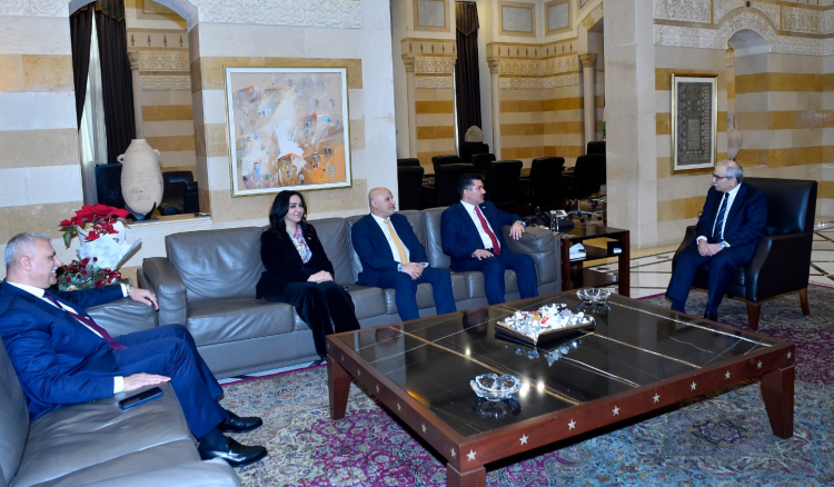 سلام عرض مع موفد نظيره العراقي المساهمة في اعادة الاعمار وملف وصول النفط الى مصفاة طرابلس