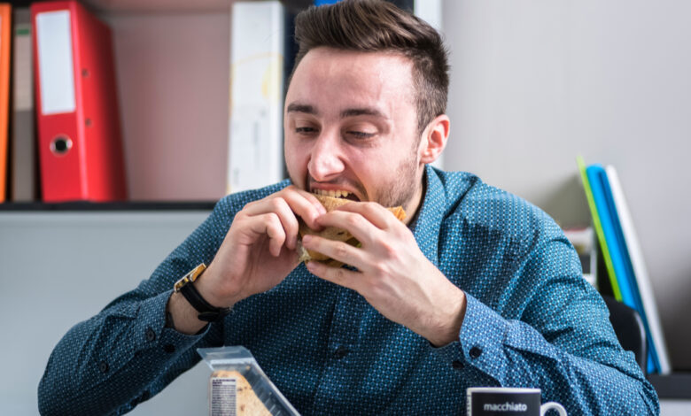 لماذا علينا مضغ الطعام لأكثر من 20 مرة؟