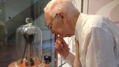 أطول تجربة علمية في العالم مستمرة منذ حوال 100 عام