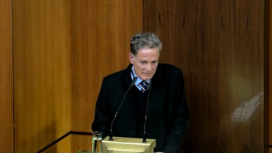 النائب الياس جرادي: توجّهوا جنوبًا لتتعلّموا الإبداع والتمسّك بالأرض والمقاومة