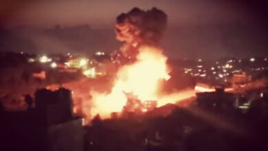 بعد العدوان الاسرائيلي… مواصلة العمل في بلدة كفرحتى الجنوبية لإزالة الركام وإعادة فتح الطريق