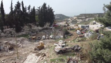 تقرير مصور | دمار هائل جراء غارات الاحتلال على معرض الجرافات والاليات في الزهراني