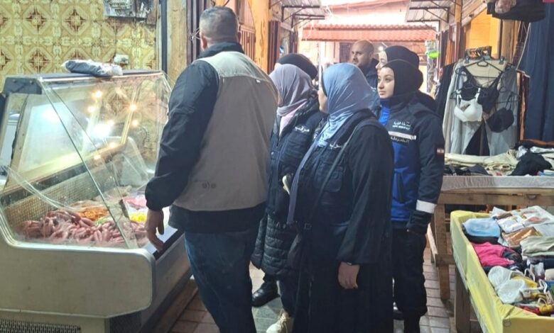 دوريات مشتركة لبلدية طرابلس ووزارة الاقتصاد للتأكد من شروط النظافة والكشف على الأسعار