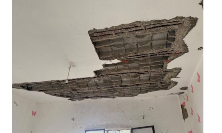 سقوط أجزاء من سقف منزل في برقايل العكارية أثار حالا من الهلع والبلدية تتابع الموضوع