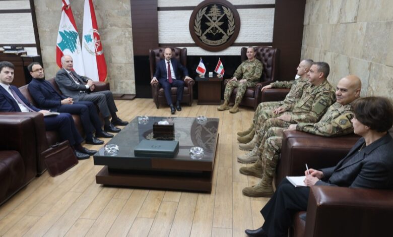 هيكل استقبل وزير الخارجية الفرنسي