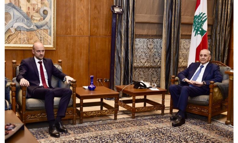 الرئيس بري استقبل وزير الخارجية الفرنسي: تطبيق اتفاق تشرين 2024 بوساطة أميركية وفرنسية والتزام “إسرائيل” به ينهي العدوان ويعيد النازحين