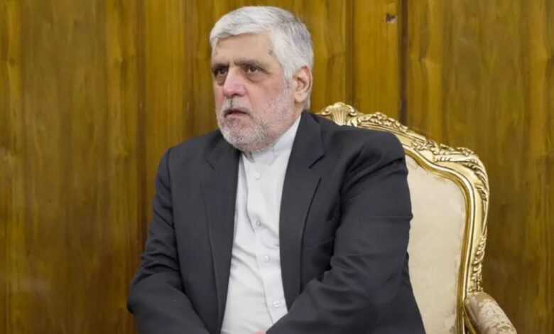 اللقاء التشاوري لعشائر بعلبك – الهرمل يدين قرار طلب مغادرة السفير الإيراني