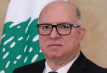 وزير النفط العراقي: اتصالات مكثفة مع طهران لتأمين عبور ناقلاتنا مضيق هرمز