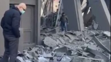 مدير قناة المنار الحاج إبراهيم فرحات يتفقد مبنى القناة بعد الاعتداء