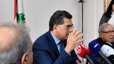 غارة إسرائيلية تستهدف مبنى سكنيًا في الضاحية الجنوبية لبيروت وتخلّف أضرارًا كبيرة