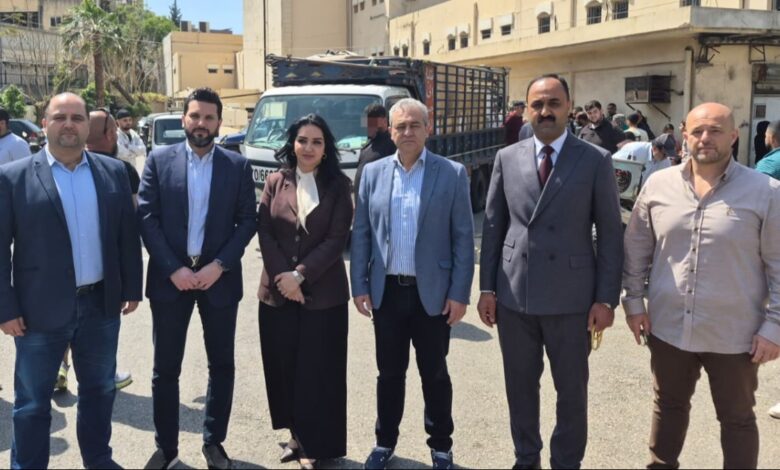 السفارة العراقية توزع مساعدات على رعاياها في صيدا وحجازي يثمّن الوقفة الأخوية الدائمة للعراق مع لبنان