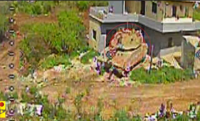 بالفيديو | استهداف المقاومة لدبابة ميركافا إسرائيلية في بلدة البياضة بمحلّقة انقضاضية