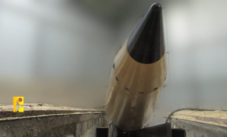 بالفيديو | مشاهد من استهداف المقاومة الإسلامية قاعدة نشريم الإسرائيلية جنوب شرق مدينة حيفا