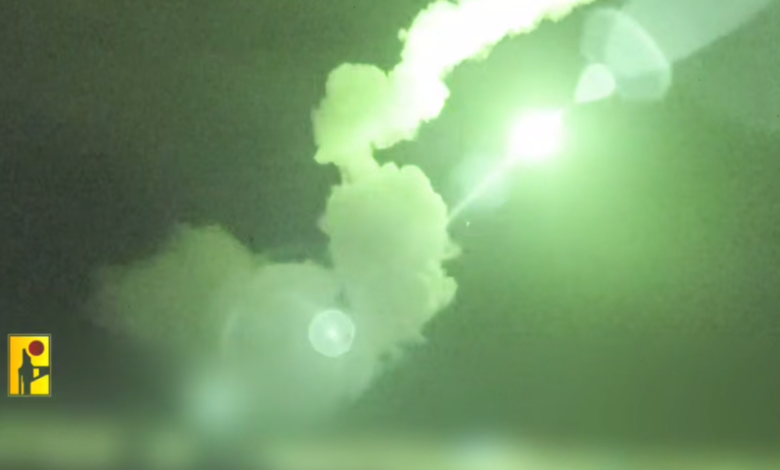 ⭕️بالفيديو | مشاهد من عملية استهداف المقاومة الإسلامية بنى تحتيّة لجيش العدو الإسرائيلي في مدينة حيفا المحتلة بصواريخ نوعيّة