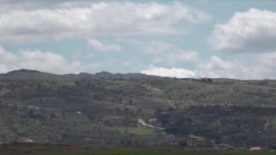 سلسلة غارات جوية إسرائيلية على بلدات البقاع الغربي وسحمر والقُطراني