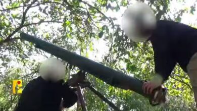 ⭕️بالفيديو | مشاهد من عملية استهداف المقاومة الإسلامية بتاريخ 26-05-2026 تجمّع آليات وجنود جيش العدو الإسرائيلي عند خلّة الرّاج في بلدة دير سريان جنوبيّ لبنان بالصواريخ والقذائف المدفعيّة