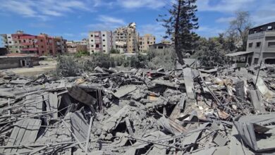 تصعيد إسرائيلي واسع على جنوب لبنان.. مجزرة في دير قانون النهر وتهديدات بإخلاء بلدات عدة