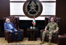 جنبلاط بعد لقائه قائد الجيش: تعزيز الوحدة الوطنية والتضامن الداخلي في هذه المرحلة الدقيقة