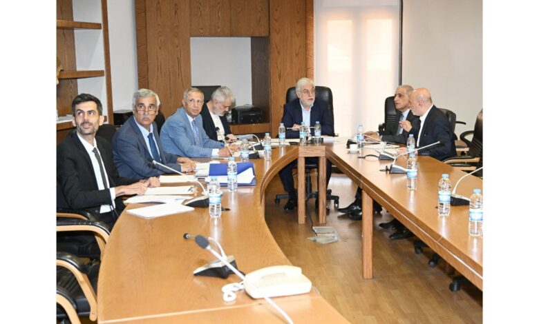 فرعية لجنة الدفاع المكلفة بدرس تحديث قانون البلديات طلبت آراء الكتل حول مواد المجالس البلدية و أجلت البحث في بلدية بيروت